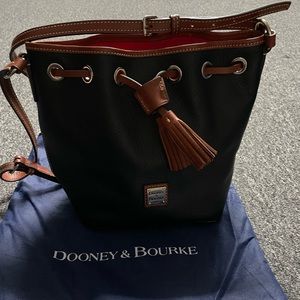 Black pebbles Dooney & Bourke bucket bag